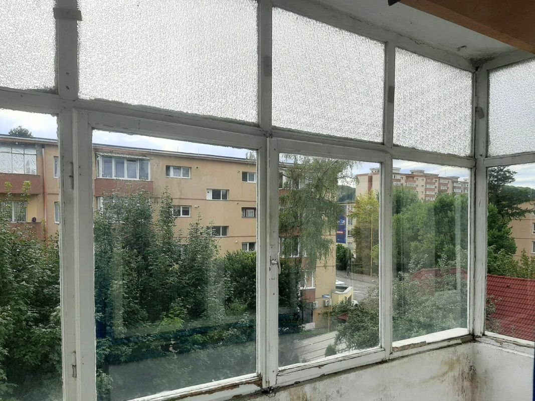 5547eeb0e09e43b7bb7fddf04a8bbdd3 Apartament 2 camere 89000 EUR etaj intermediar foarte aproape de piata Astra