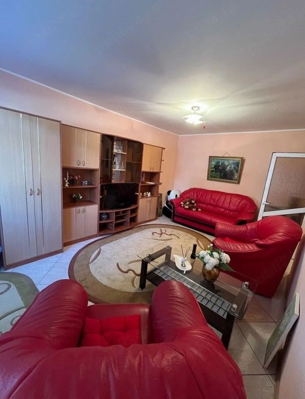 De inchiriat apartament cu 2 camere, etaj 1, Siderurgistilor, 450 E