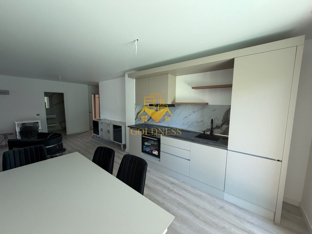 5bcdede784d54bcba6a5ef92a556d818 4 Camere, Parcare, Modern, Frunzisului, UMF. UTCN, Observatorului,AC