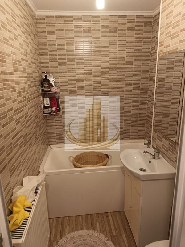 60df9a6568b345c094fc6db7b4337dda Apartament 3 camere decomandat | Etaj 3 | Bloc reabilitat