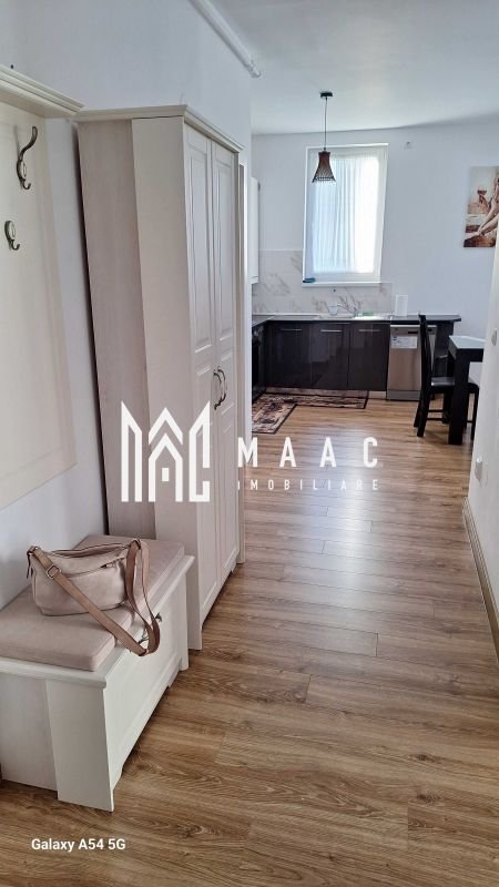 Apartament 3 camere | Etaj 1 | 70 MPU | Balcon | Parcare | Gusterita