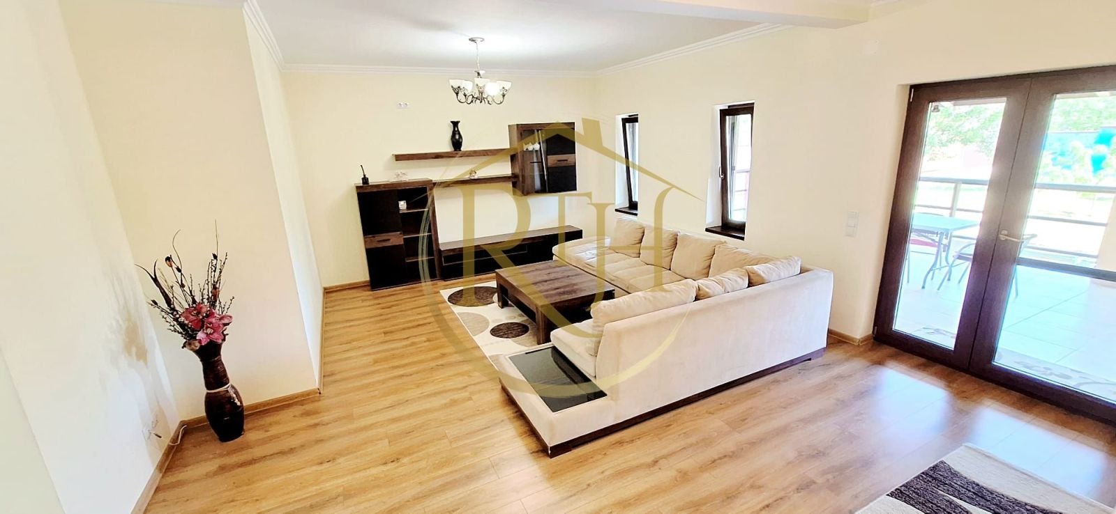 62514b31dea348f8a1c875da91f14098 Oferim spre inchiriere, Casa-Duplex cu 4 camere in Dumbravita aproape de Lidl