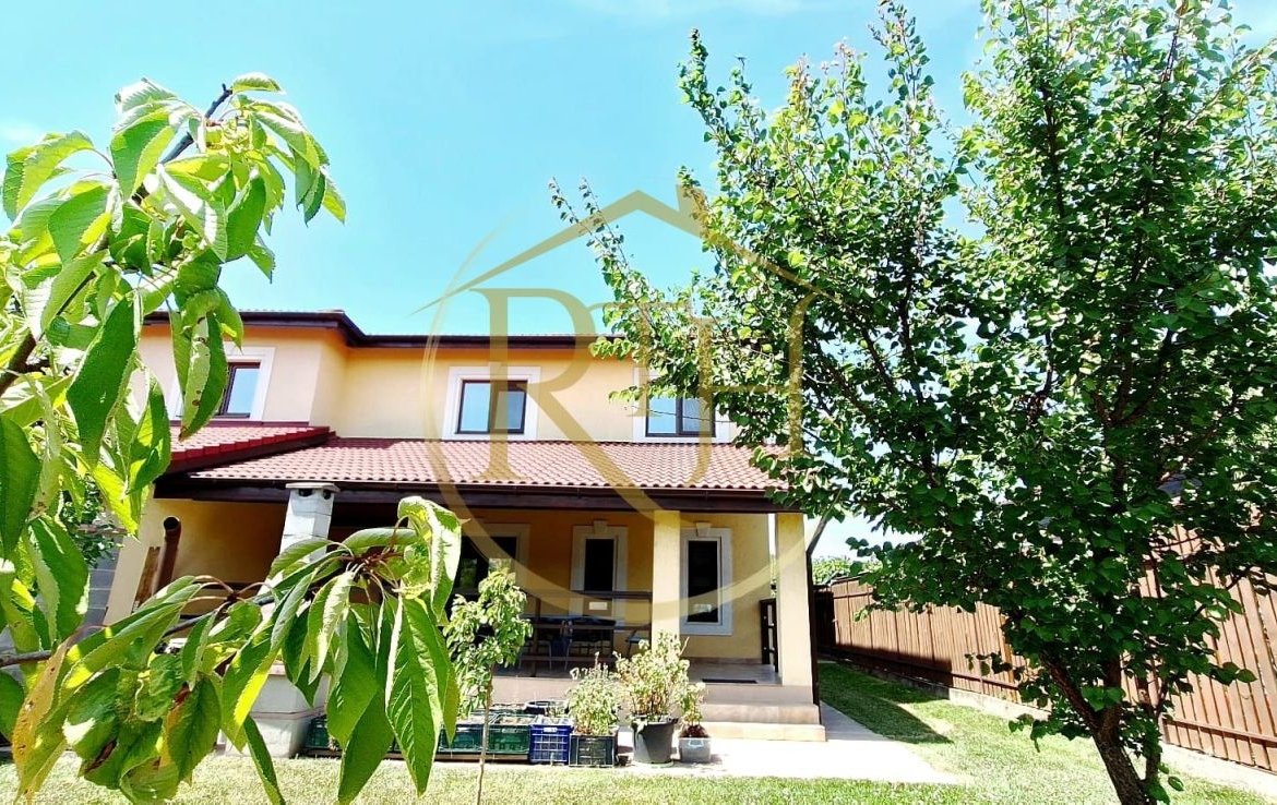 Oferim spre inchiriere, Casa-Duplex cu 4 camere in Dumbravita aproape de Lidl