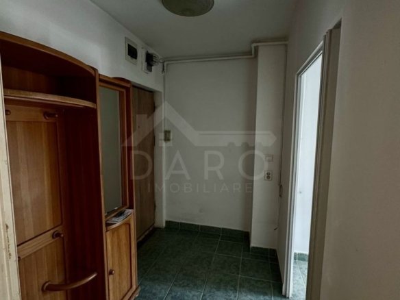 Apartamet 2 camere Aleea Mica etaj 1/3