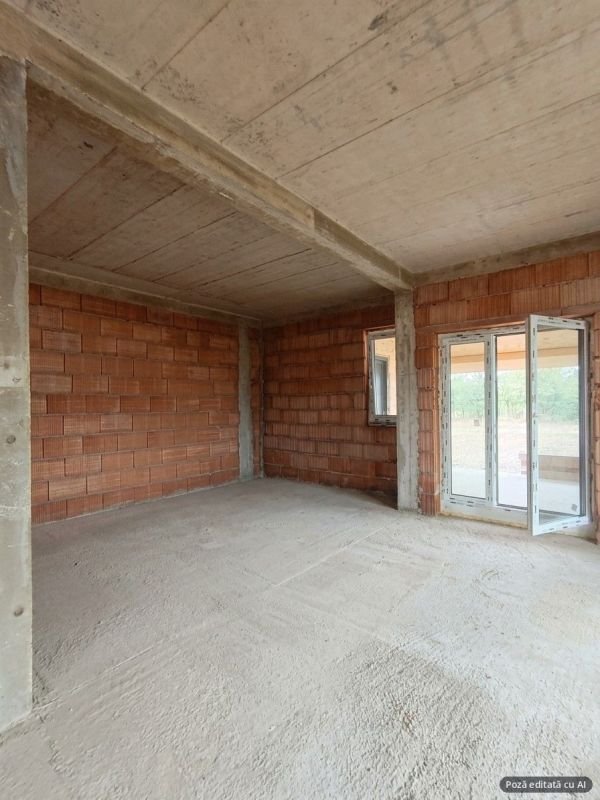 684771f40f5e46fa934b99689f8526f5 Jumătate de duplex la roșu de vânzare în Giarmata Vii, 129,52 mp utili