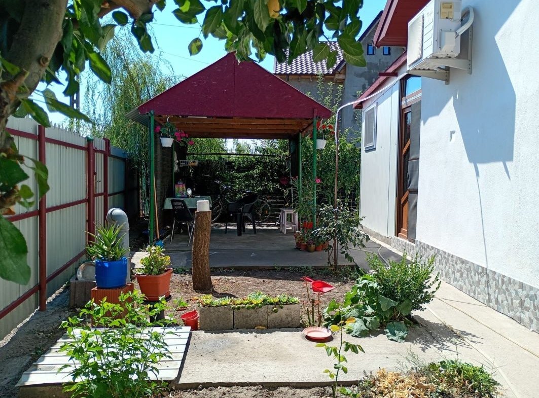 Casă 3 camere, în Tulucești