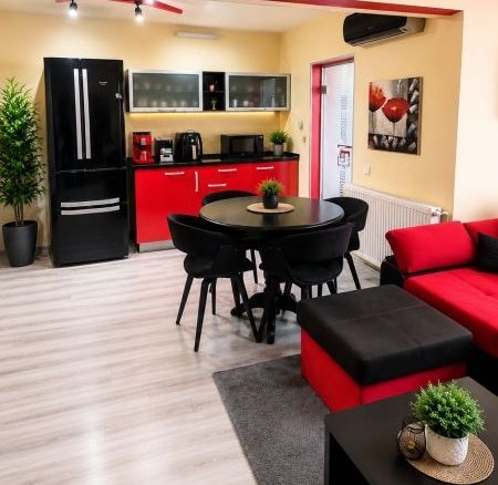 Apartament 2 camere decomandat | Zona Lipovei – la 10 minute de Iulius