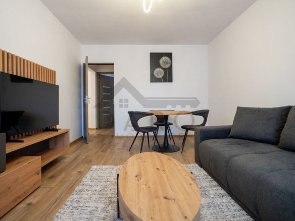 Apartament nou de inchiriat/rent, 2 camere, Tg Mures, Cornisa (UMF)