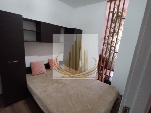 Apartament spațios la casă, curte & parcare – zona Mehala