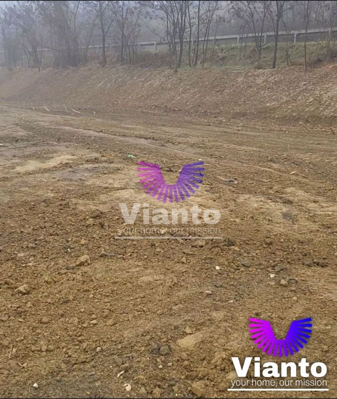 6f7a31aa63ce416899395ba245c1df27 Teren extravilan | 3700 mp | Utilitati in zona | Investitie cu potential