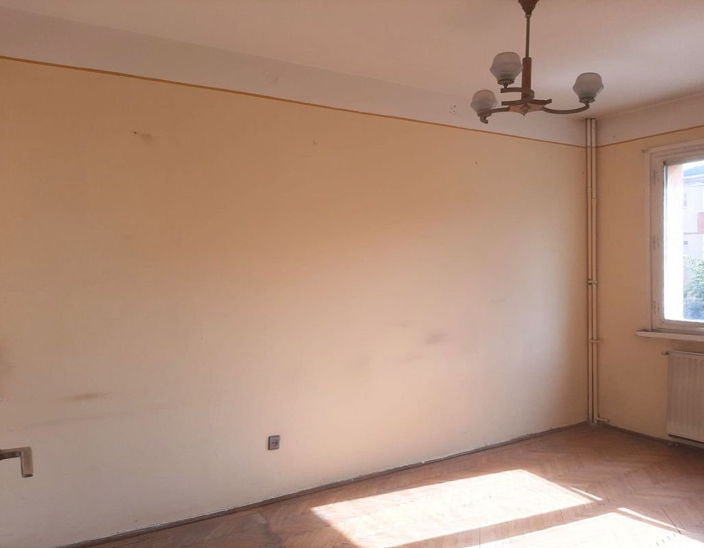 6fa0cdfa879f4ad5ab86776bc36fad1a Apartament 2 camere 89000 EUR etaj intermediar foarte aproape de piata Astra