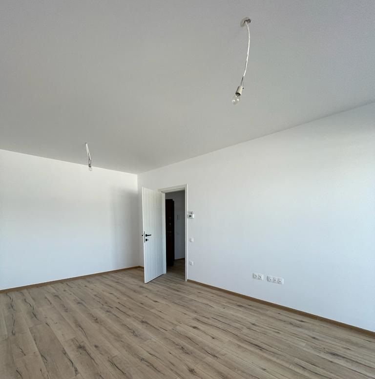 Vanzare apartament nou 2 camere Intabulat nou nelocuit  zona Tractorul