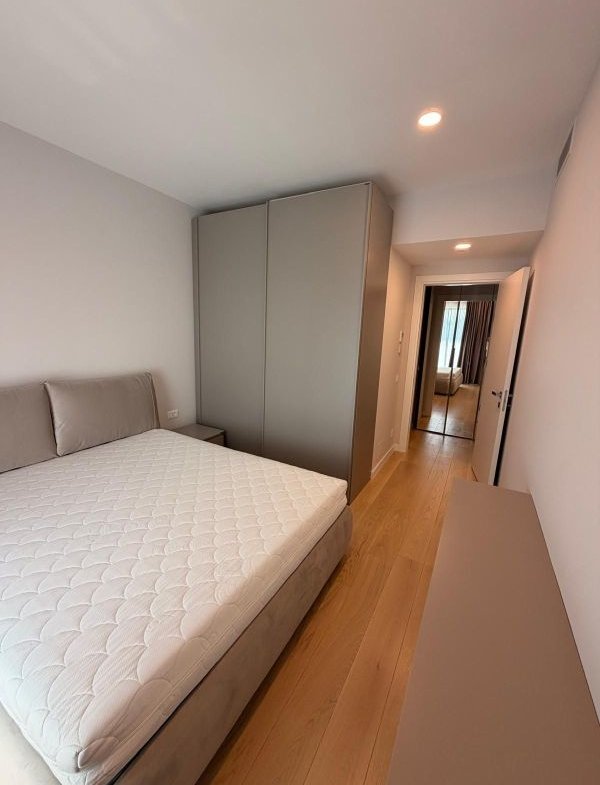 NUSCO CITY | Mobila Rovere | Bucatarie inchisa | Parcare inclusa | LUX