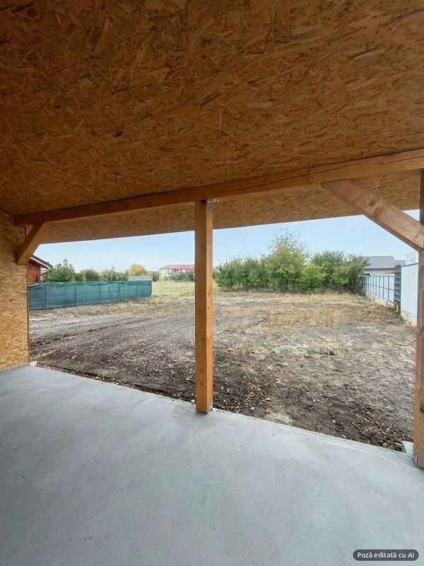 72d108fce3e4400f878d4c4b0d5aebb8 Jumătate de duplex la roșu de vânzare în Giarmata Vii, 129,52 mp utili
