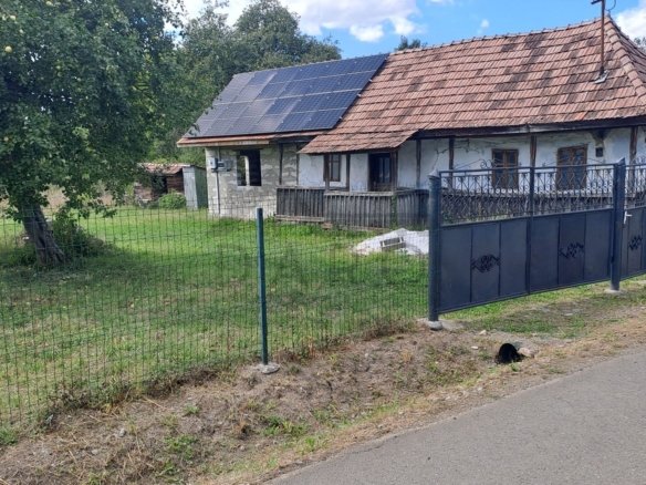 casă de vanzare în Chiheru de Sus