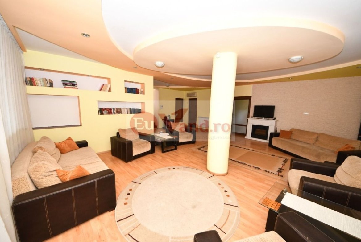 Vila spatioasa, pretabil pentru locuit/clinica, zona Micro 17 – Galati
