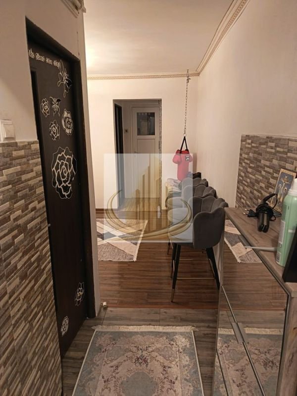 7cca19cf460a4491bb1213634498eaa2 Apartament 3 camere decomandat | Etaj 3 | Bloc reabilitat