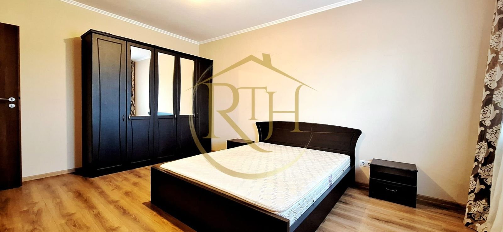 Oferim spre inchiriere, Casa-Duplex cu 4 camere in Dumbravita aproape de Lidl
