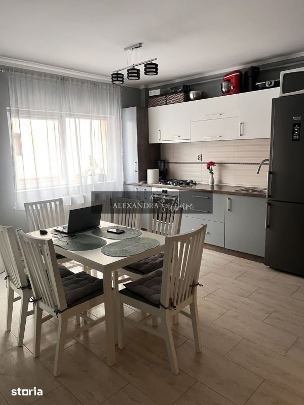 7d10cfdcd3d5499b8ed90e1548bcb6c3 Apartament decomandat 2 camere, dressing, balcon, parcare, Buna Ziua