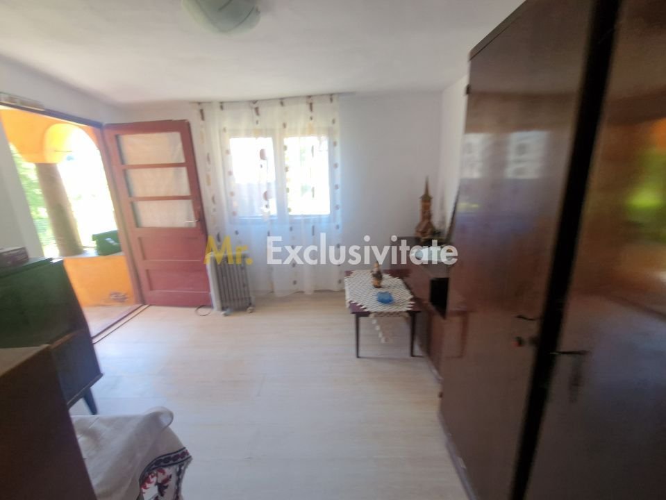 Căsuță autentică românească între două dealuri–colț de liniște  în Botesti, Arge