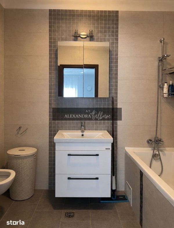 Apartament decomandat 2 camere, dressing, balcon, parcare, Buna Ziua