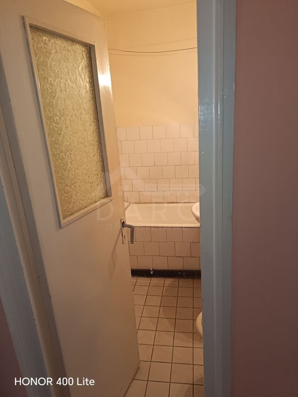81c36609800a4481ace5b350c4af82c9 oferim spre vanzare apartament cu o camera