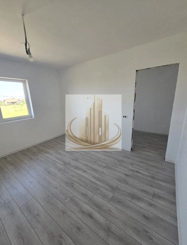 1 2 Duplex de vanzare