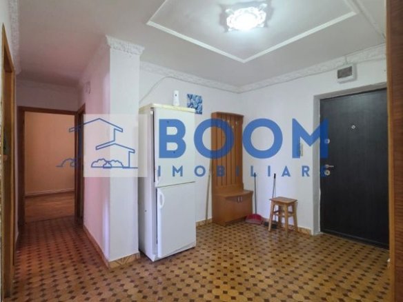 Apartament 3 camere | Centrala proprie | Proiect lift aprobat