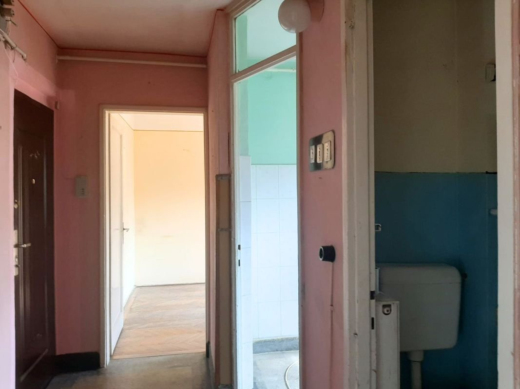 86e428e2aae4434480dd7c00b25a19c6 Apartament 2 camere 89000 EUR etaj intermediar foarte aproape de piata Astra