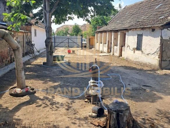 Teren 1.200 mp | Casă Demolabilă | Central | Dudeștii Vechi
