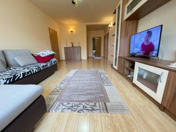 Pretabila pentru doua familii