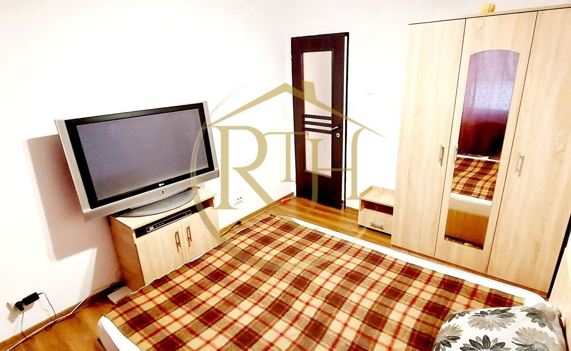 Oferim spre inchiriere, apartament cu 2 camere decomandat, Complex