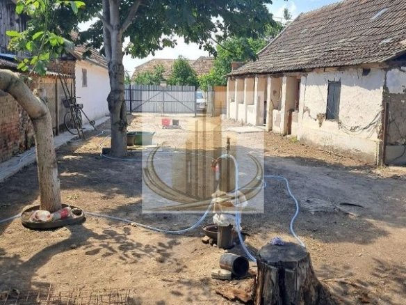 Teren 1.200 mp | Casă Demolabilă | Central | Dudeștii Vechi
