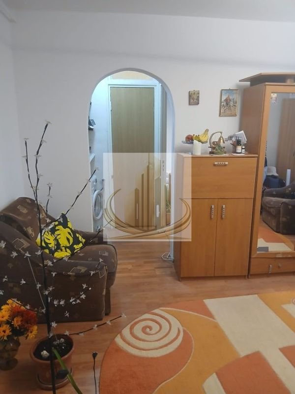 Apartament 2 camere zona Piața Reșița