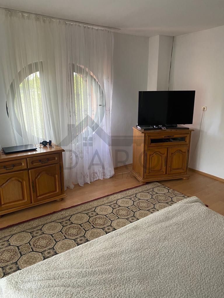 9ec8d616c4b8422ca564084cd4156fdb Casa in Voiniceni