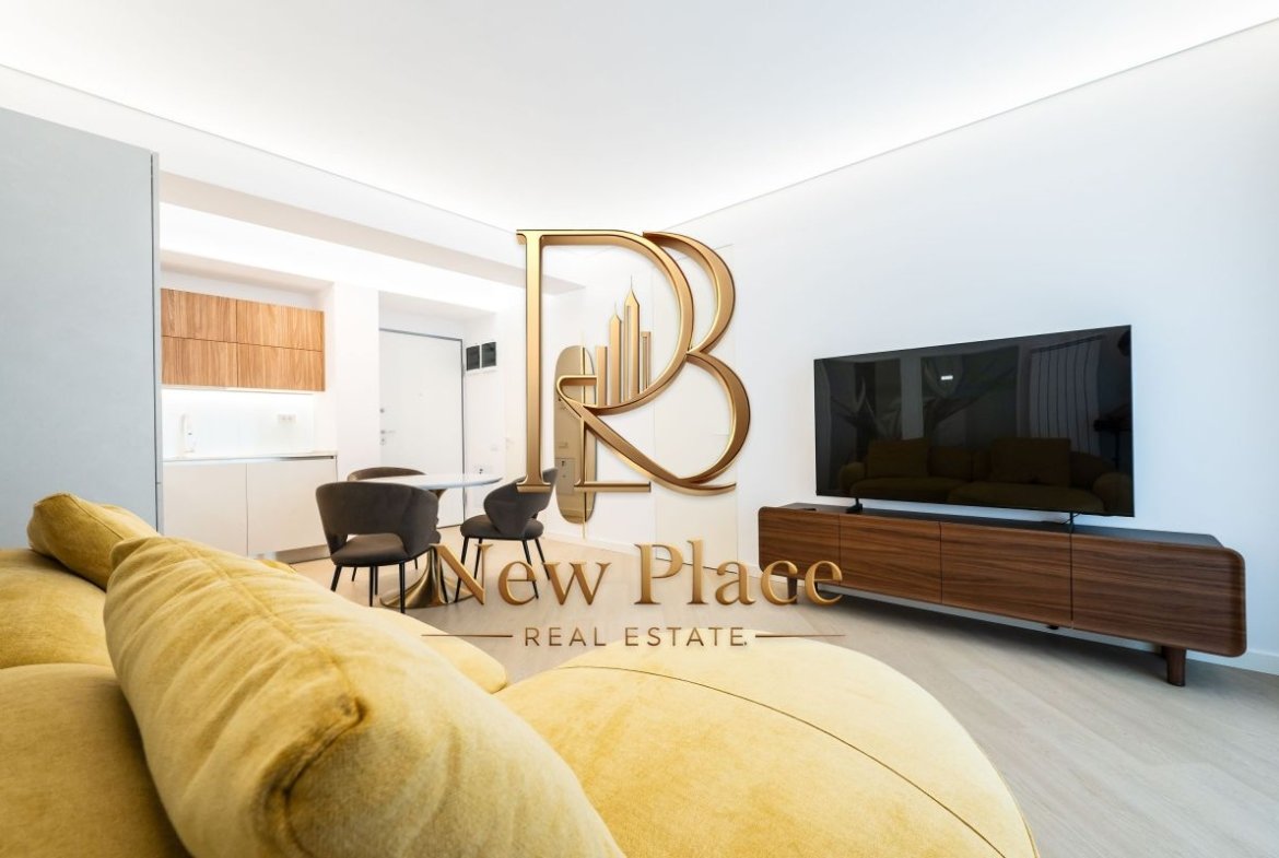[VIDEO] CORTINA NORTH | Mobila Rovere | Parcare subterana | LUX