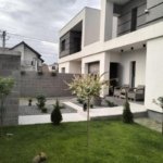 Duplex cu 5 camere despartit prin Garaj – Lidl
