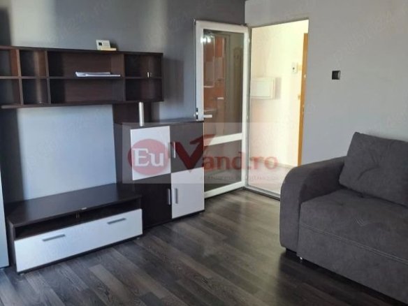 De inchiriat apartament cu o camera, I. C. Frimu, et. 4/4, 1250 lei