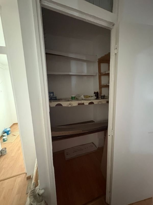 De inchiriat apartament cu 2 camere nemobilat, I. C. Frimu, etaj 3, 300 Eur