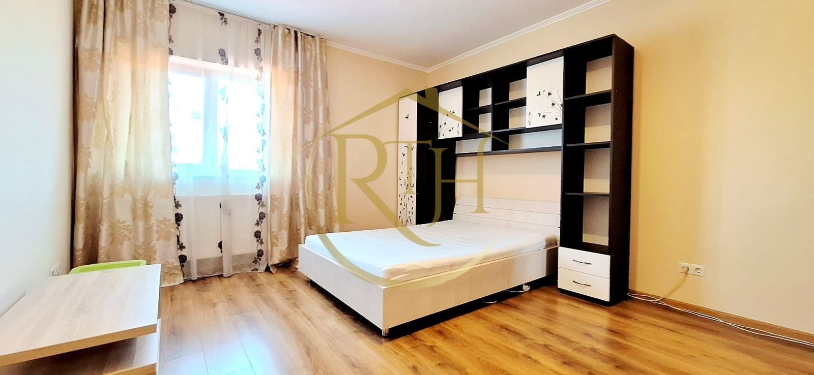 a83cdc6563b84077a22ee35bad9191a0 Oferim spre inchiriere, Casa-Duplex cu 4 camere in Dumbravita aproape de Lidl