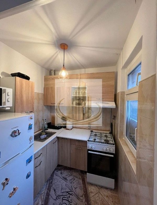 Apartament cochet cu 2 camere, renovat modern | Calea Șagului