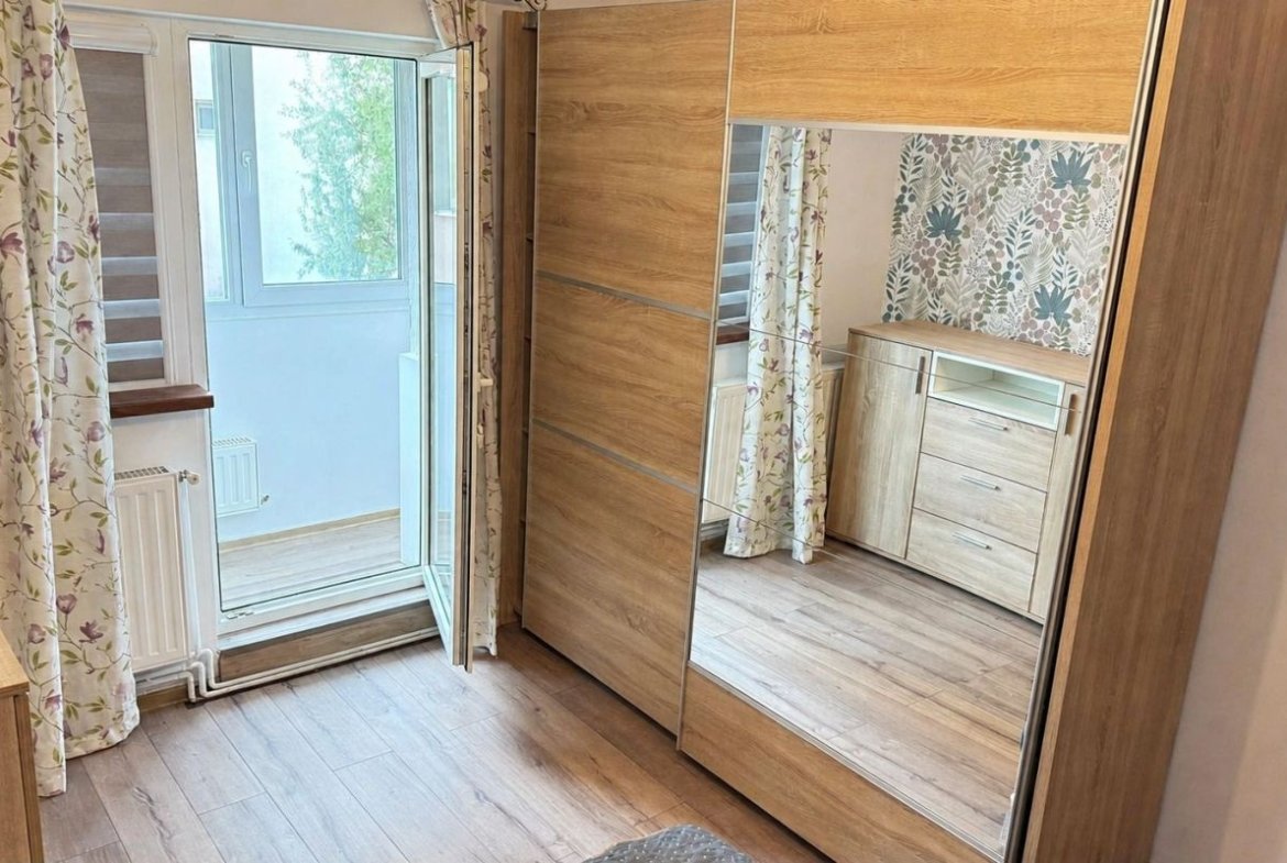Apartament renovat cu 3 camere și 2 băi, 63 mp – zona Dâmbovița