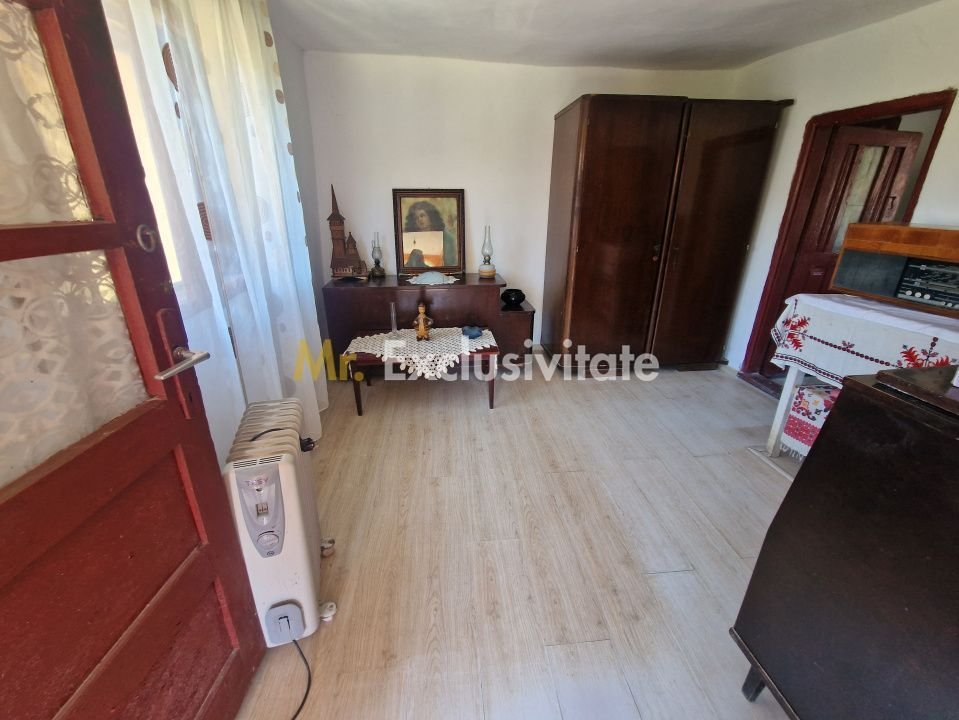 Căsuță autentică românească între două dealuri–colț de liniște  în Botesti, Arge