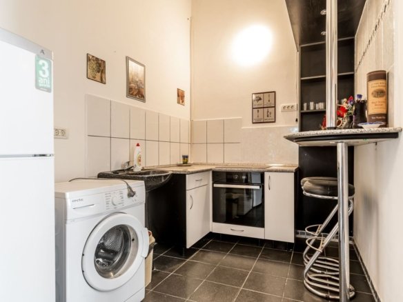 Apartament ultracentral cu 3 camere plus un bonus Comision 0