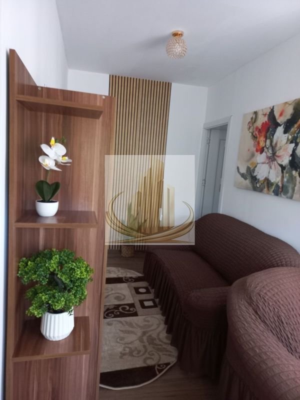 Apartament spațios la casă, curte & parcare – zona Mehala