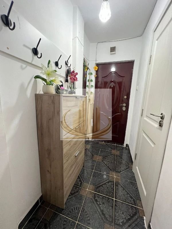 Apartament cochet cu 2 camere, renovat modern | Calea Șagului