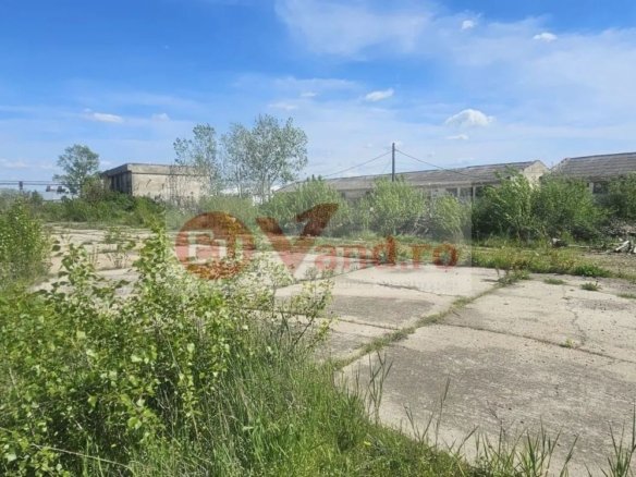 De vanzare – teren intravilan 2.077 mp – zona industriala – str. Macului
