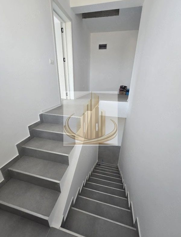 1 2 Duplex de vanzare