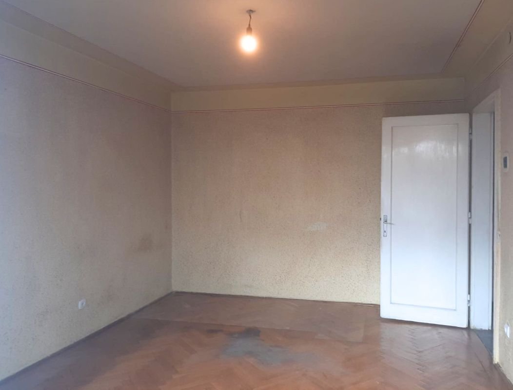 be14c42d05d545149cbfa5a06fed3e48 Apartament 2 camere 89000 EUR etaj intermediar foarte aproape de piata Astra