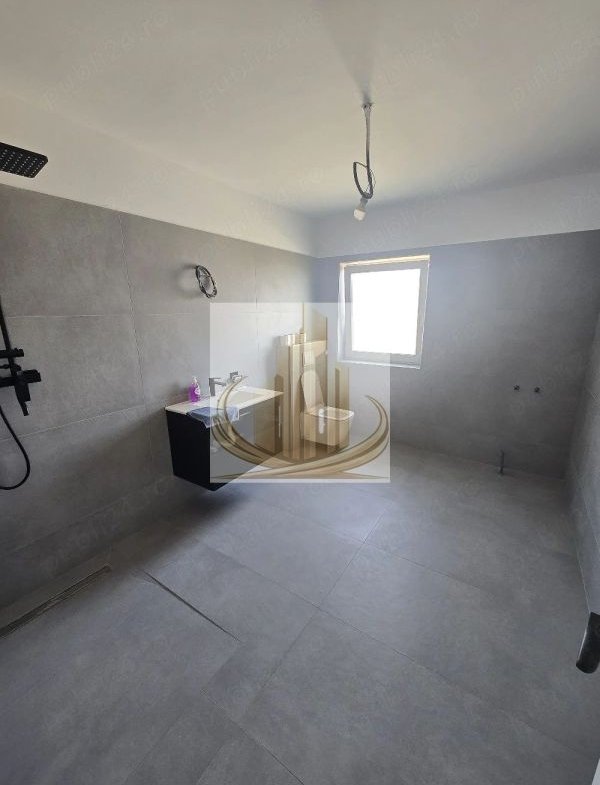 1 2 Duplex de vanzare